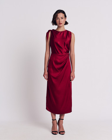 Φόρεμα στενό satin midi