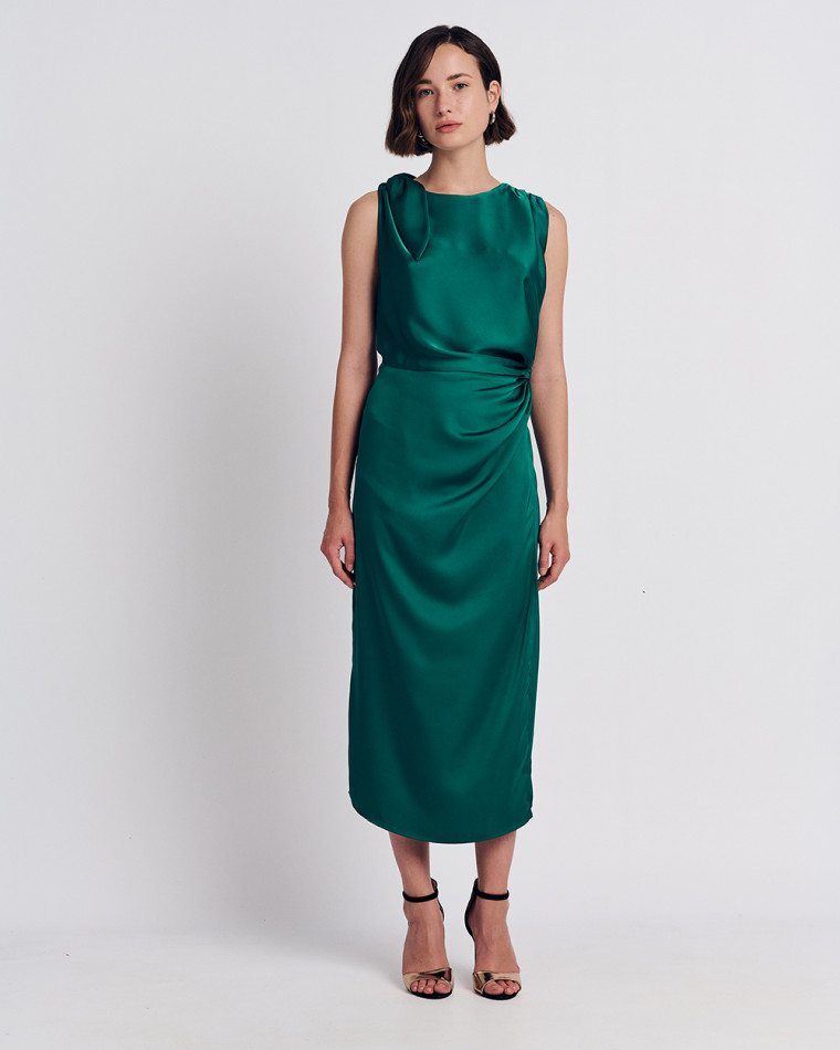 Φόρεμα στενό satin midi